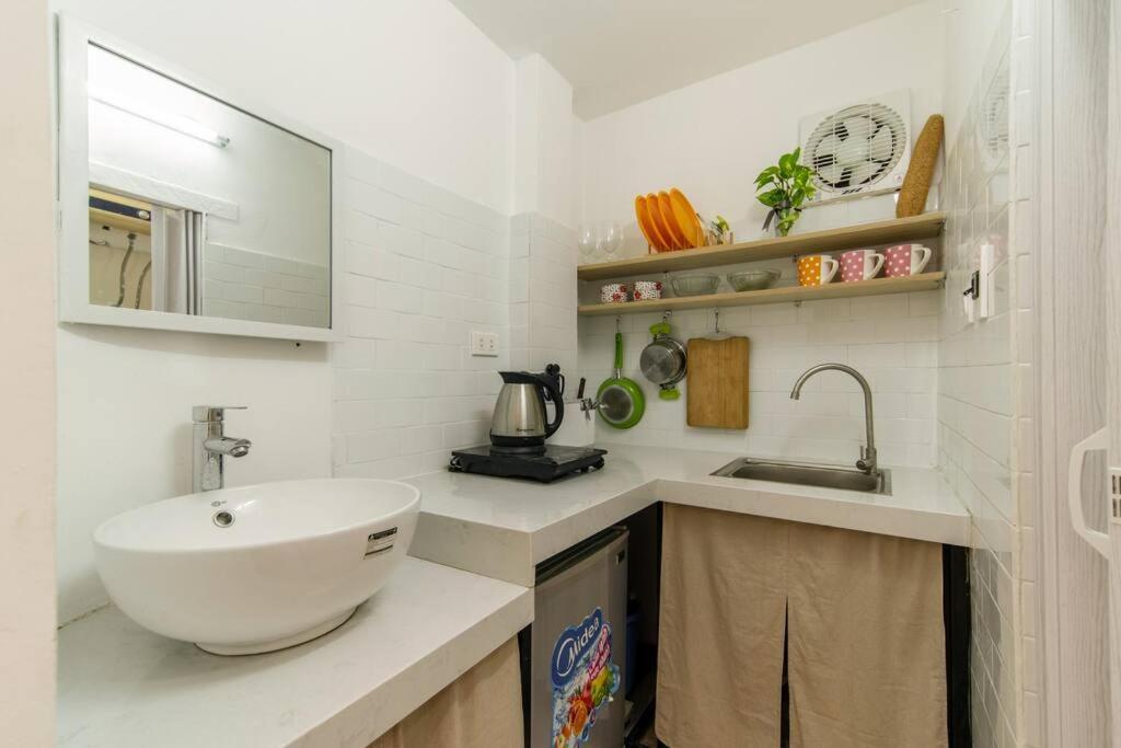 Holly Hideaway-cozy Nest -balcony- Center Hà Nội